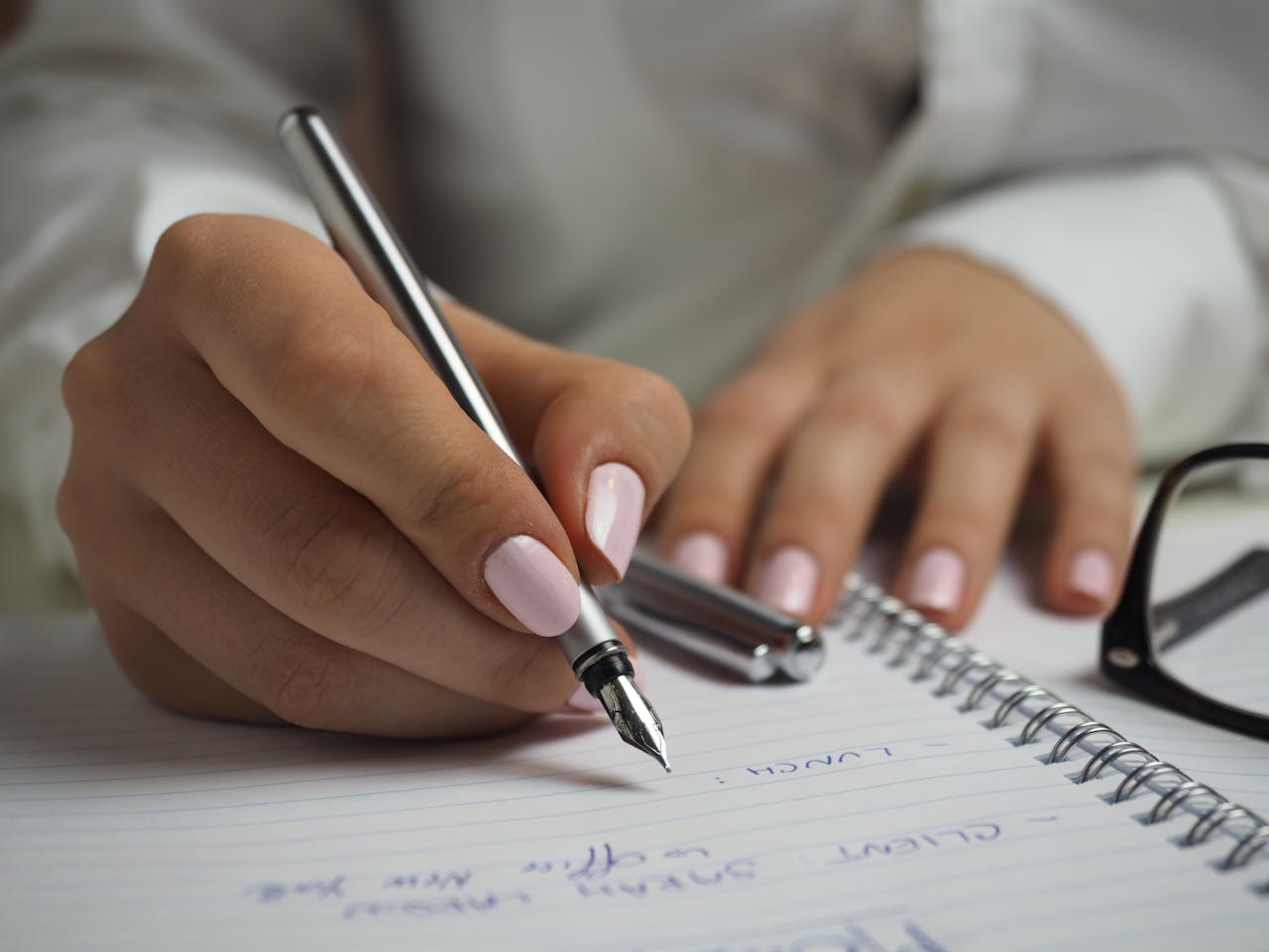 Why Custom Case Study Writing Services Are a Game-Changer for Students