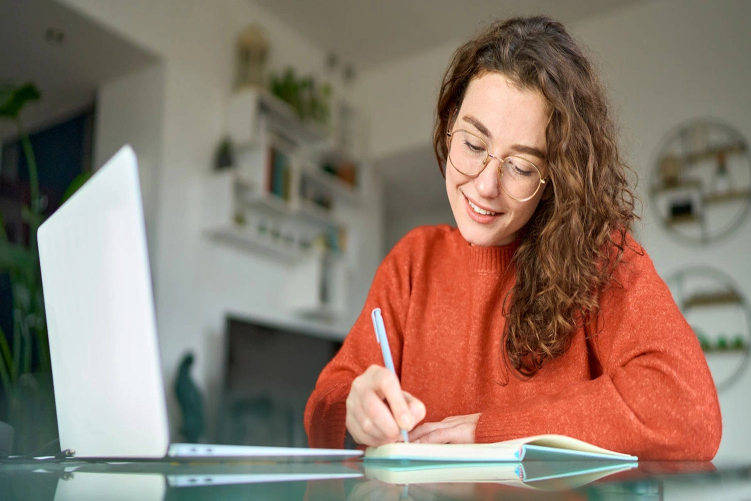 How Narrative Essay Writing Services Help You Tell Your Story